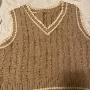 Sweater vest